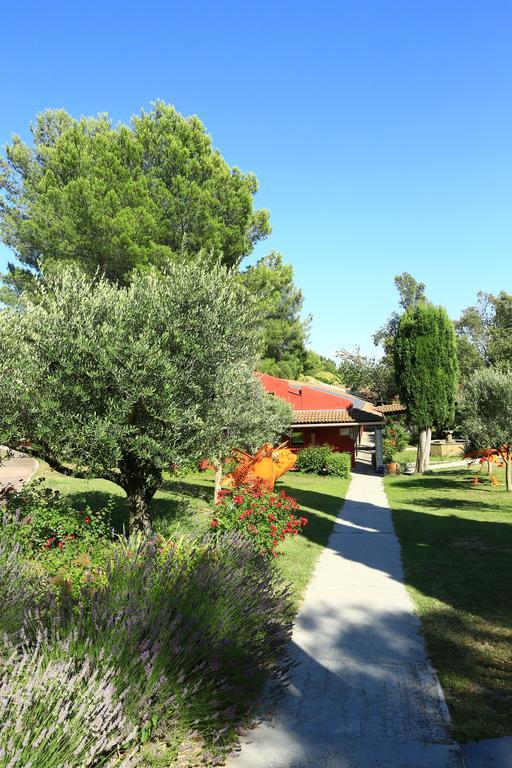 Kyriad Aix-En-Provence Mas Des Oliviers Dış mekan fotoğraf