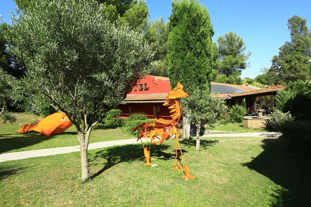 Kyriad Aix-En-Provence Mas Des Oliviers Dış mekan fotoğraf