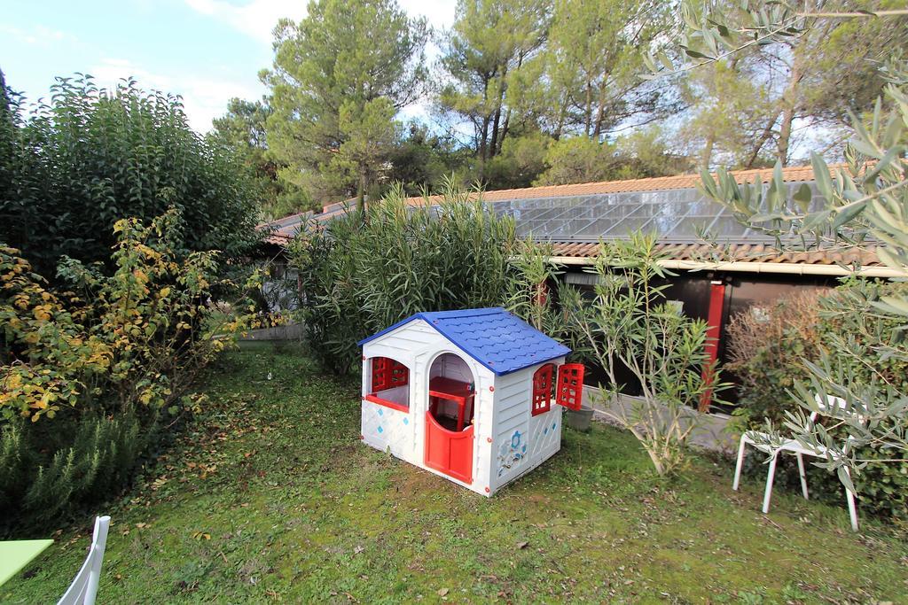 Kyriad Aix-En-Provence Mas Des Oliviers Dış mekan fotoğraf